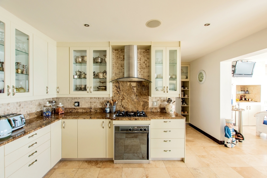 5 Bedroom Property for Sale in Calypso Beach Western Cape